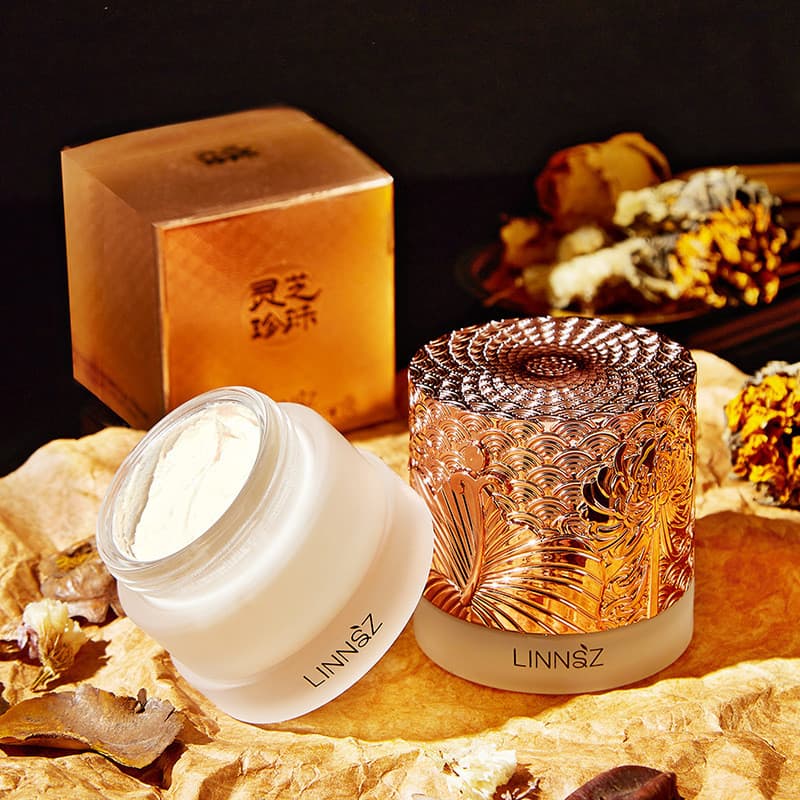 Compre um e ganhe um grátis Lin Maquiagem Ganoderma Lucidum Pearl Lady Creme Hidratante Iluminando o tom da pele Clarean