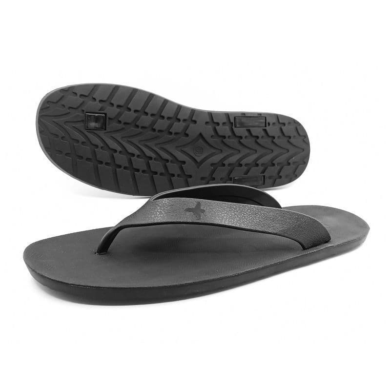 Chinelos coreanos Tailândia Sandálias Sapatos Moda Cem Espinha de Peixe Clipe de Pé Combinando Homens Borracha Na Moda C