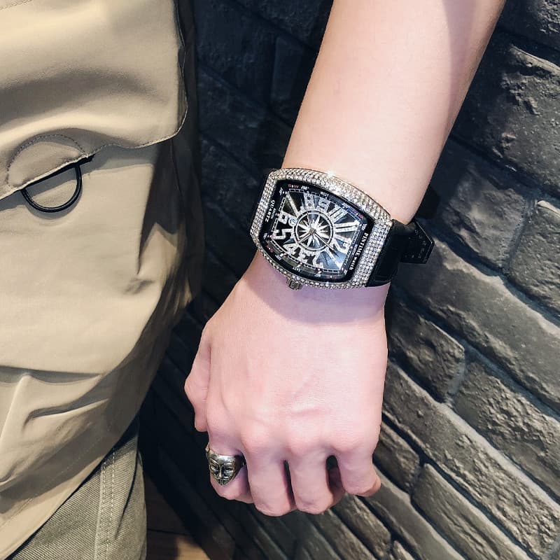 Relógio de diamante completo masculino luz luxo Gypsophila Frank FM barril forma diamante dominador grande placa moda ma
