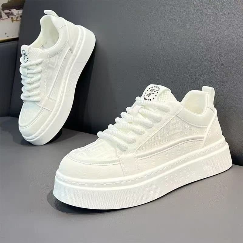 Verão respirável na moda All-Match Casual tênis branco juventude esportes sapatos de pano de sola grossa sapatos brancos
