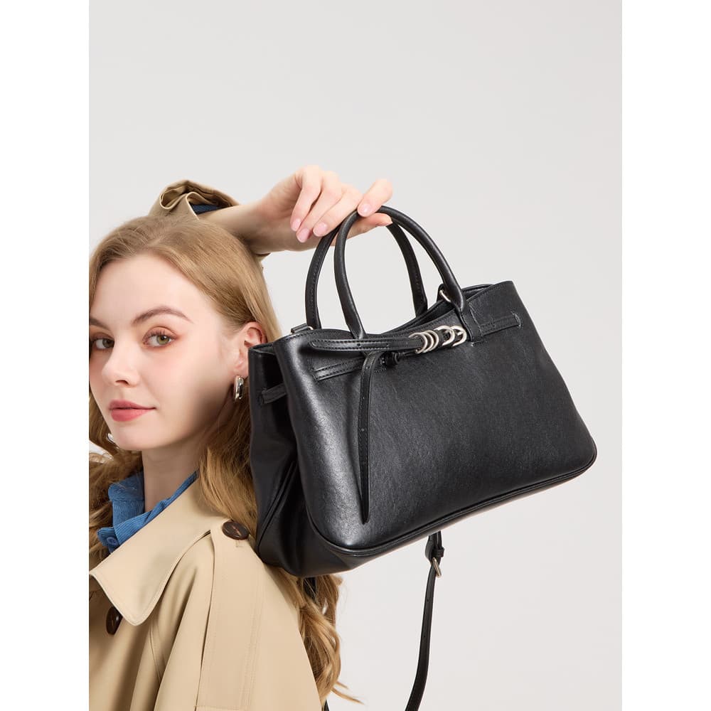 2026 novo estilo de couro genuíno Retro grande capacidade portátil sacola feminina saco do mensageiro simples Commuter s