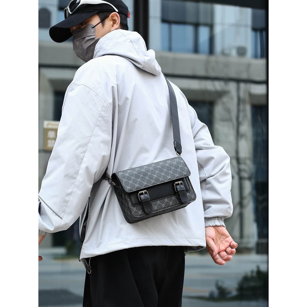 Rua na moda legal saco do mensageiro masculino High-End Commuter saco do mensageiro street Wear All-Match Casual bolsa d
