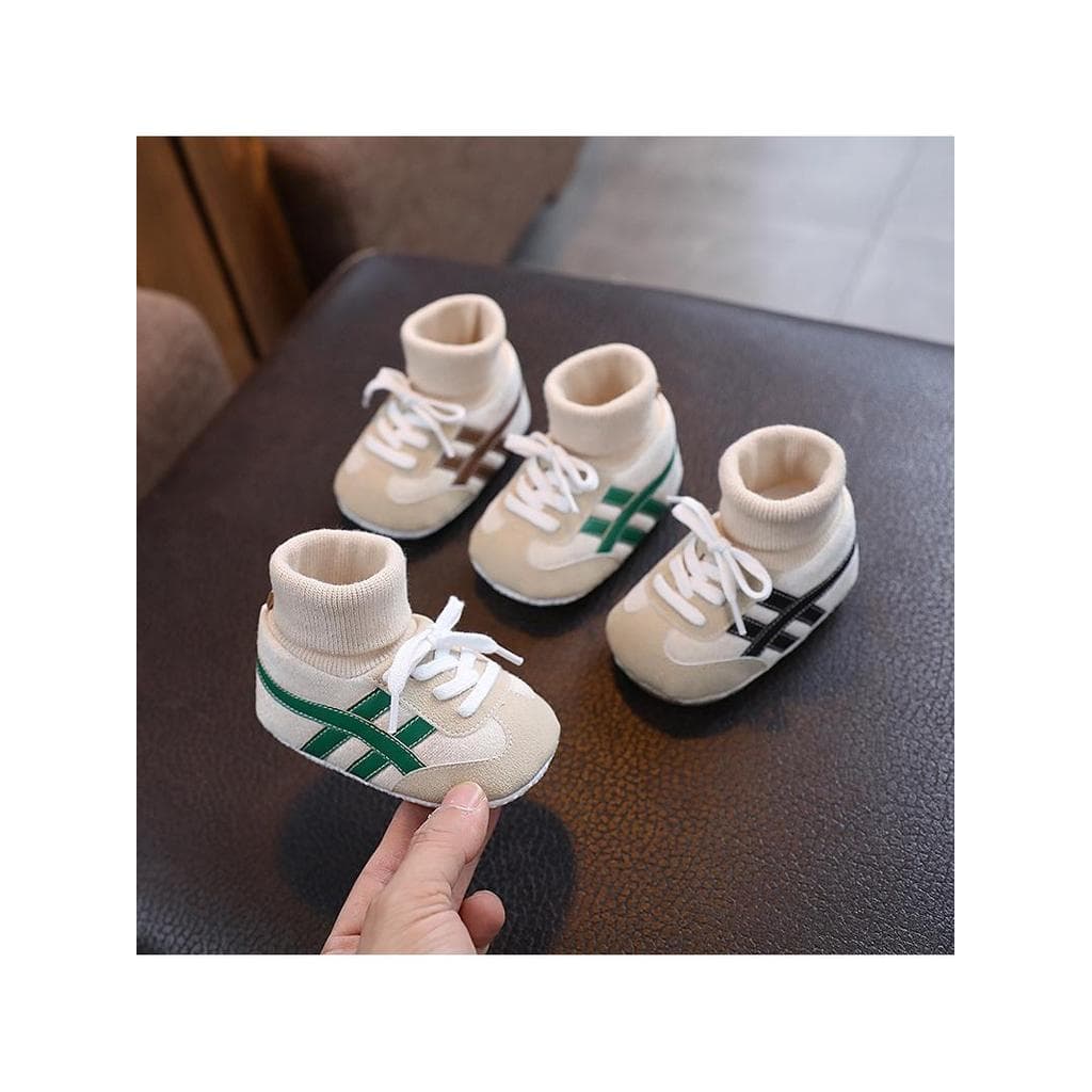 Primavera outono novo estilo sapatos de bebê masculino feminino bebê 0-1 anos de idade sapatos e meias de uma peça não-q