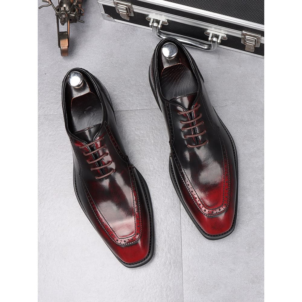 Sapatos masculinos de couro com bico quadrado para jovens, sapatos formais britânicos de alta qualidade, aumento interno