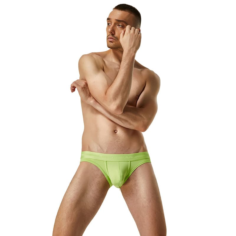 Cuecas masculinas SEOBEAN cintura baixa cor sólida gelo seda Shorts masculinos na moda apertado elegante estilo fino