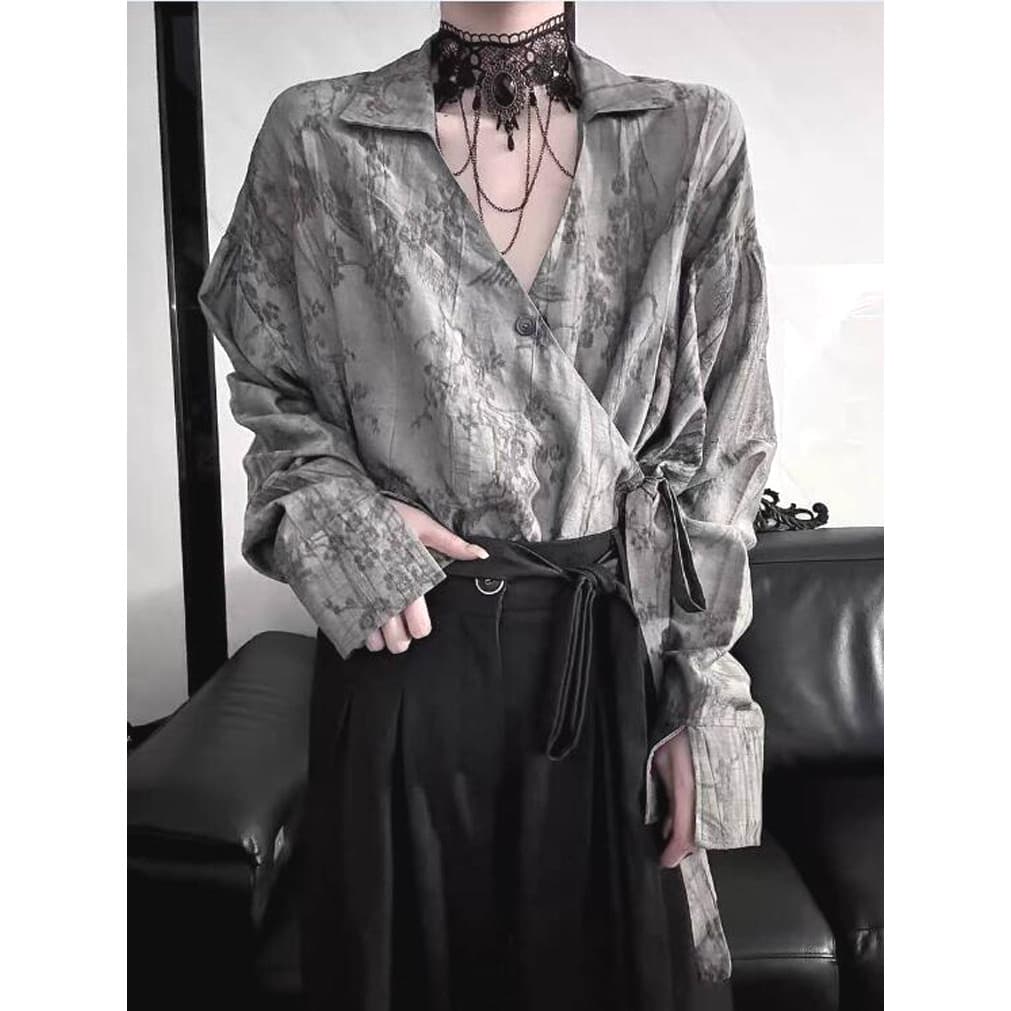 Design Irregular sentimento profundo decote em v camisa na moda masculina novo estilo chinês cor frita bordado de manga