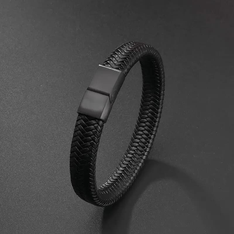 Pulseira de couro trançado totalmente preta, best-seller internacional, com fecho magnético de metal fosco, acessório de