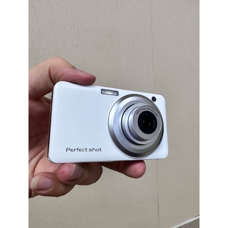 Lente retrátil CCD câmera Digital HD estudante câmera de entrada portátil pequena máquina de cartão cdd de viagem