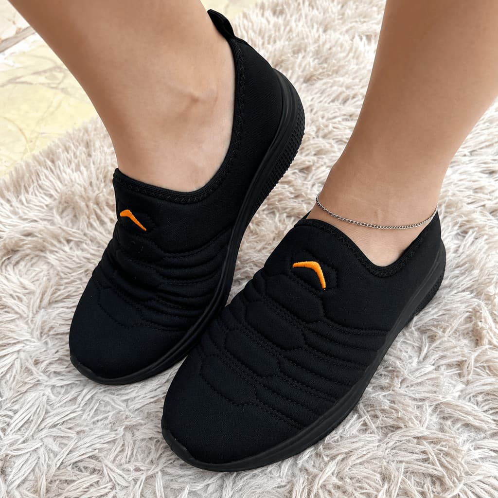 Tênis Feminino Confortável Slip On Preto Leve Casual Macio Dia a Dia Antiderrapante