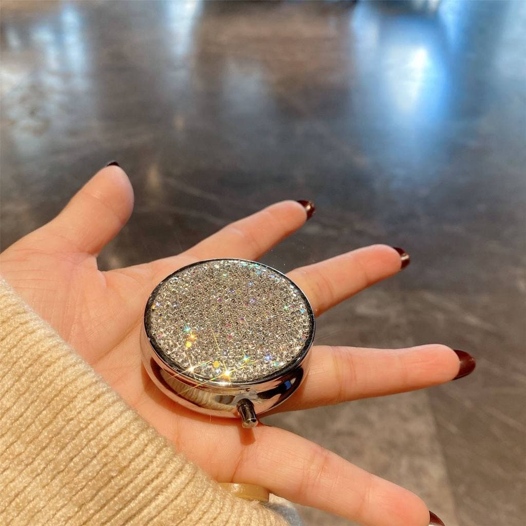 Caixa de comprimidos portátil de alto valor cravejado de diamantes Mini portátil compartimento de comprimidos caixa de a