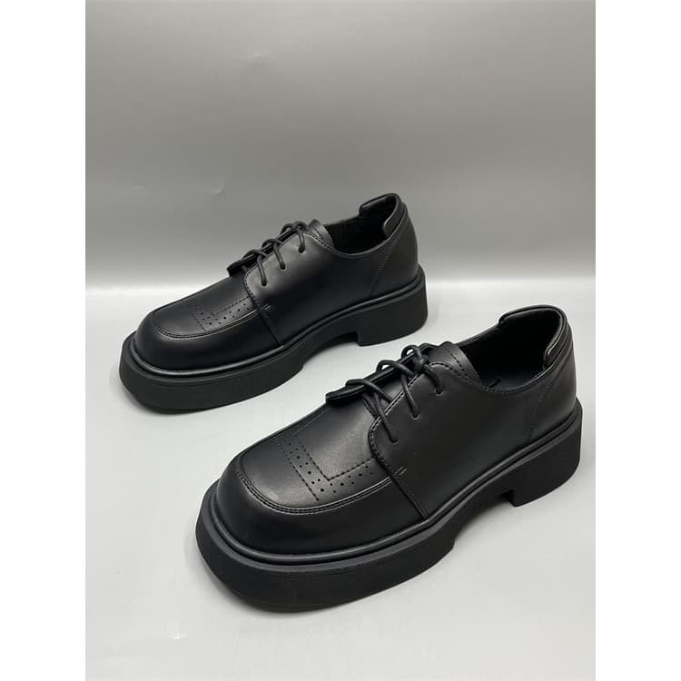 Tratamento de remoção de gabinete pequenos sapatos de couro feminino estilo britânico novo estilo plataforma sapatos de