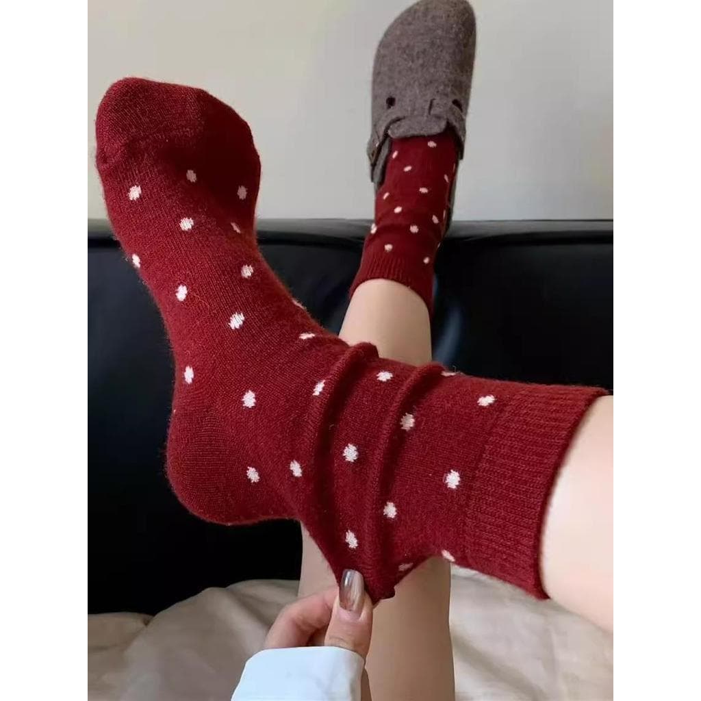 Outono inverno engrossado meados de tubo meias Cashmere cavalo ano 2026 ano novo meias vermelhas lã quente Benming ano v