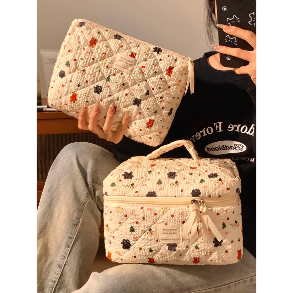 Bonito urso portátil saco cosmético feminino portátil grande capacidade partição produtos de cuidados com a pele saco de