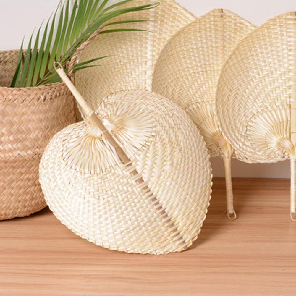 Leque de palha feito à mão, item de decoração de casa de verão em bambu.