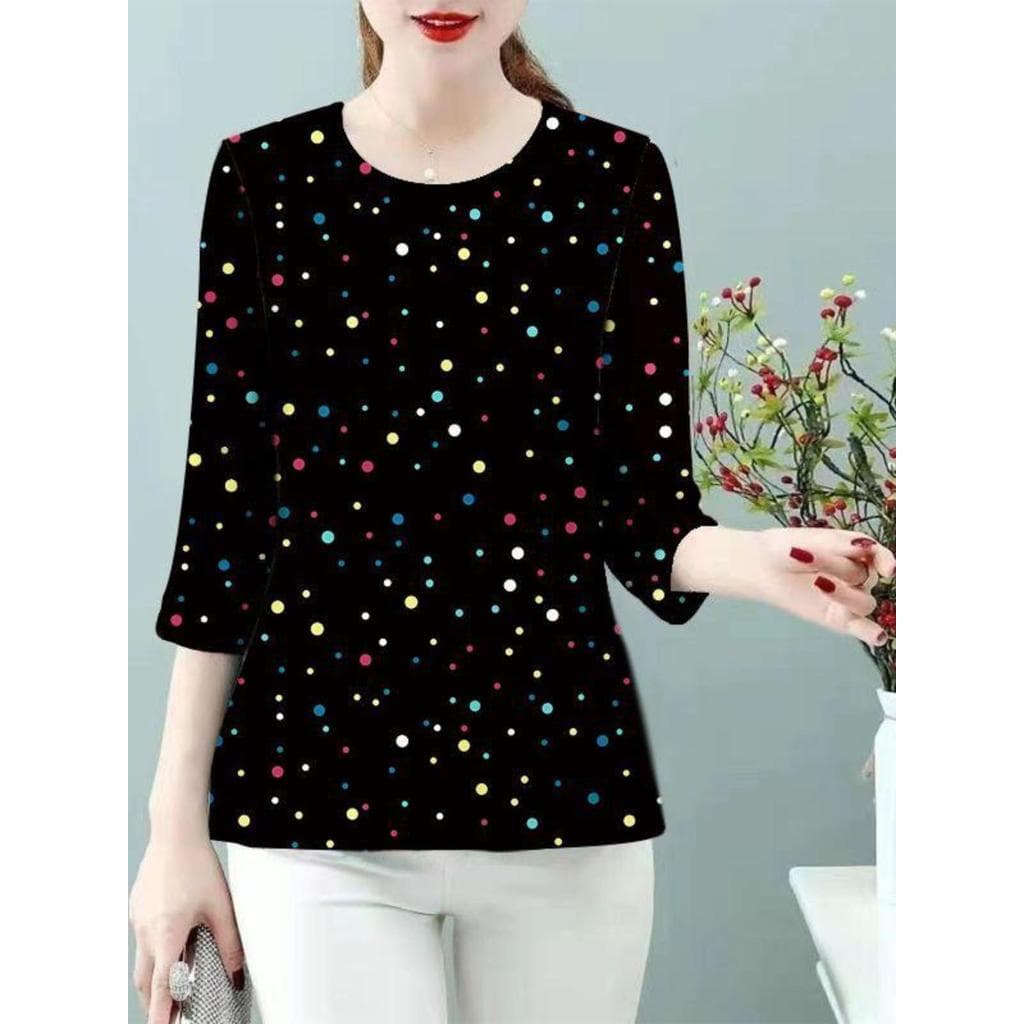 Roupas para mães idosas de meia-idade, bolinhas coloridas, manga três quartos, seda gelada feminina, 2025, verão, novo e