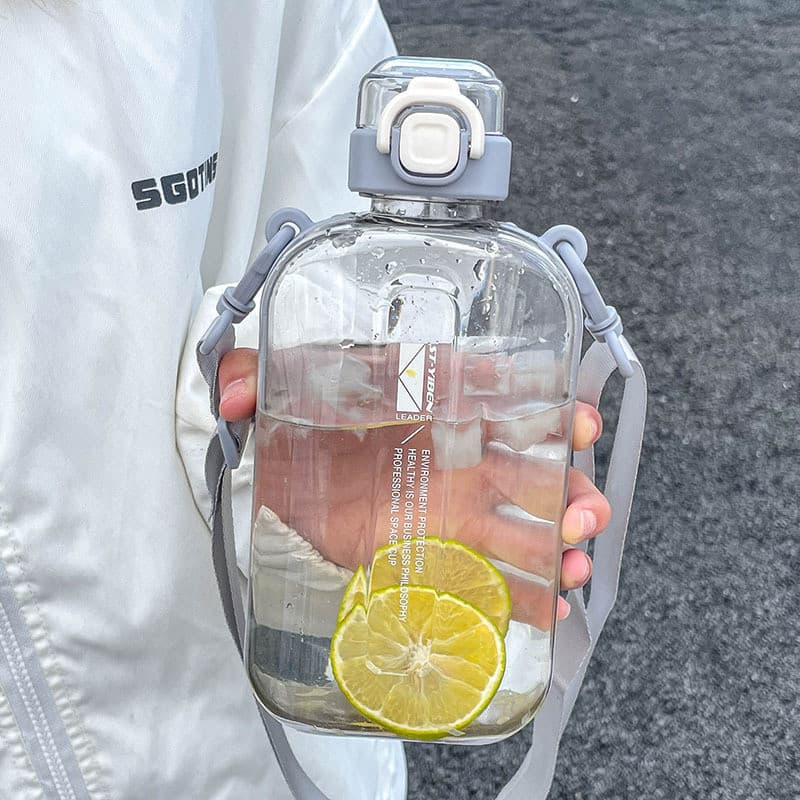 Alça de garrafa de água Crossbody adulto verão copo de água de plástico grande capacidade esportes ao ar livre garrafa d