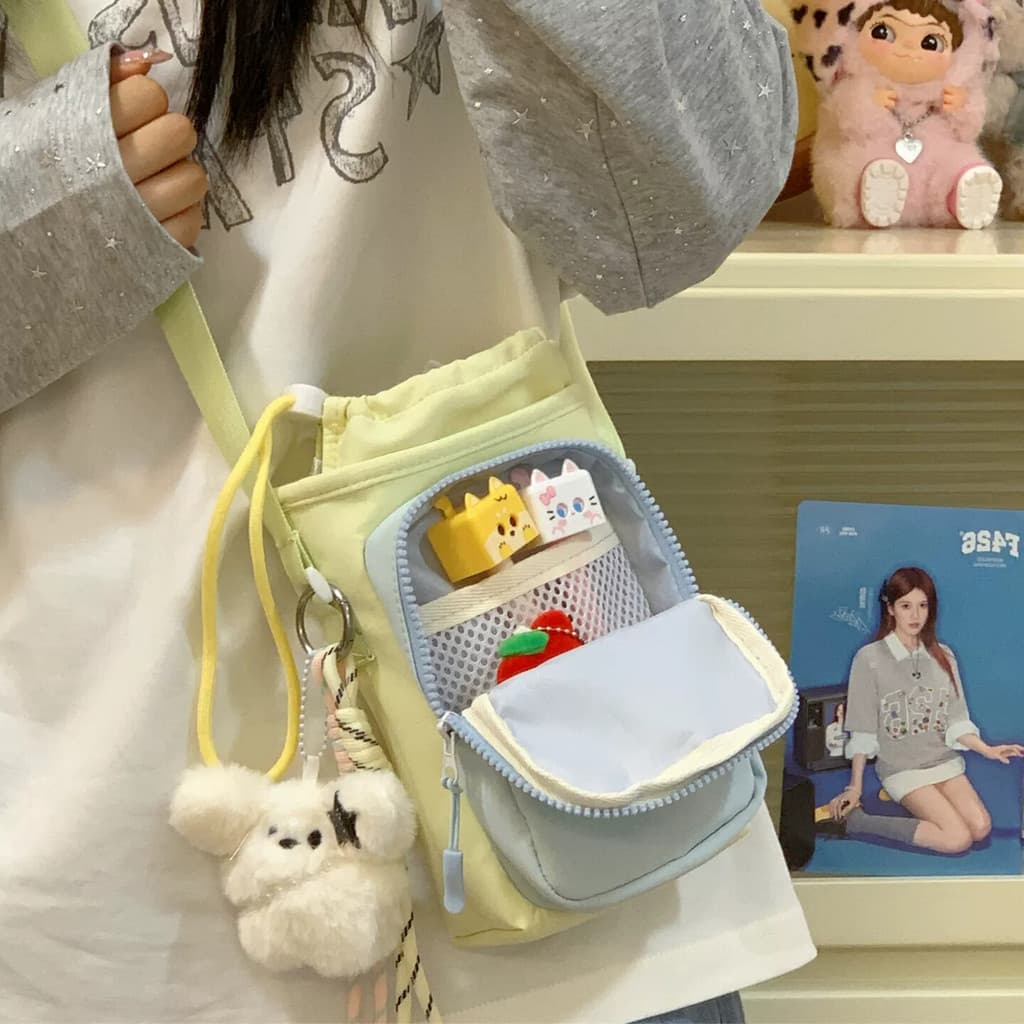 Bolsa do telefone móvel feminina saco do mensageiro 2025 novo estilo Super copo de água quente pequeno saco Mini leve bo