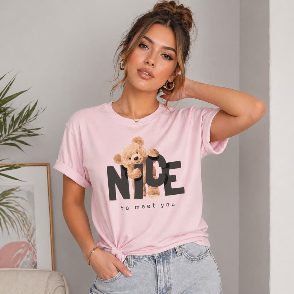 Camiseta Feminina Urso Ted Nice T Shirt  Algodão 100% Blusa Feminina Estampada Tendência Dia a Dia
