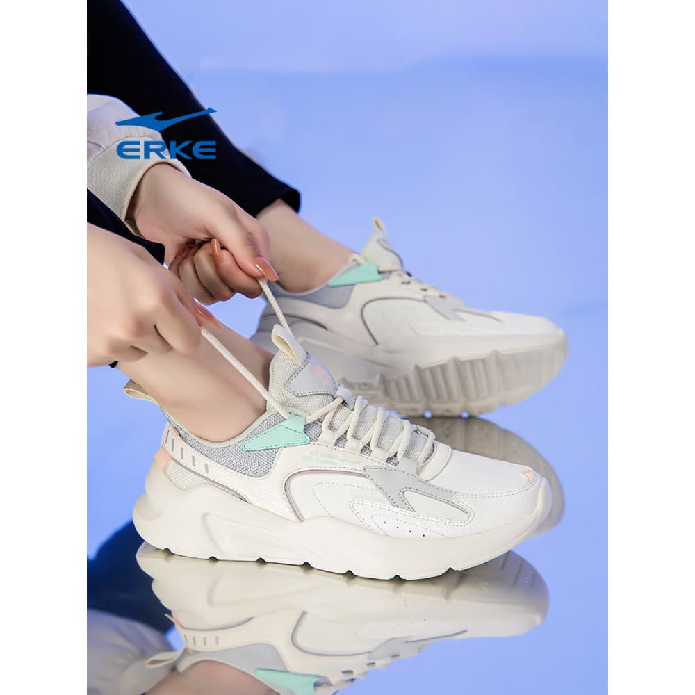 Hongxing Erke Calçados esportivos femininos casuais 2026 Primavera Outono Tênis de corrida leves Sapatos femininos Site