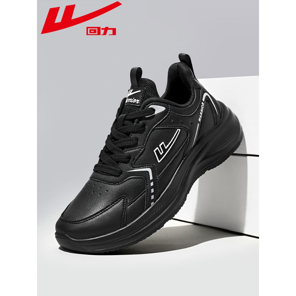 Puxar para trás sapatos masculinos 2025 outono novo estilo superfície de couro preto repelente de água leve sola macia e
