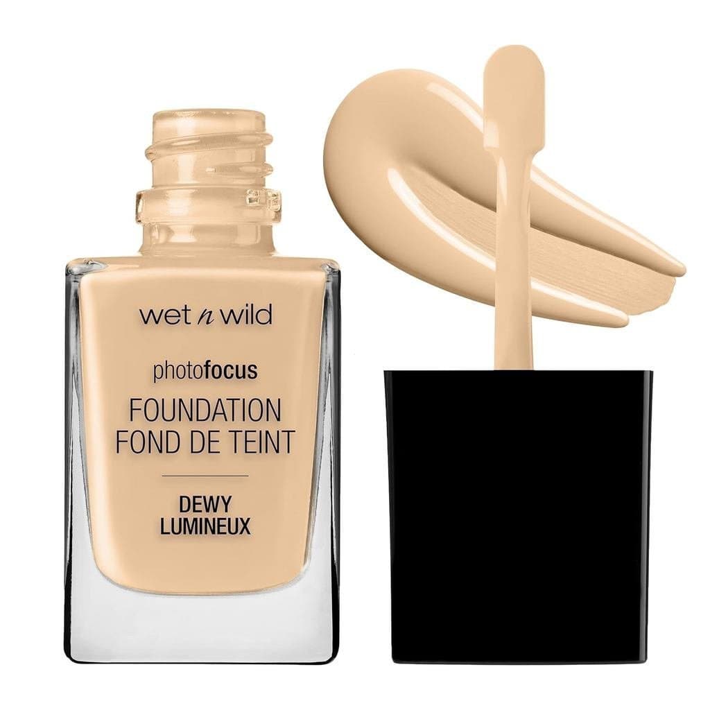 wet n wild Photo Focus Dewy Liquid Foundation Makeup, Soft Beige (A embalagem pode variar)