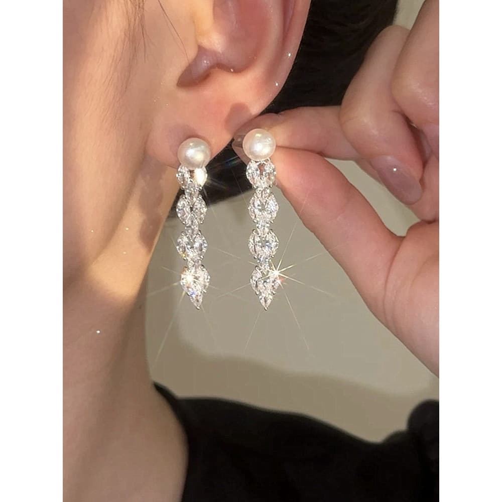 brinco de pressão brinco feminino Brincos de borla de pérola de diamante completo luz luxo elegante s925 prata agulha b