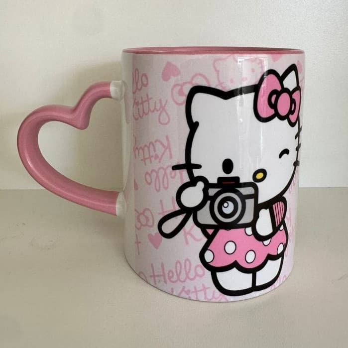 Caneca Hello Kitty Personalizada com Nome em Porcelana