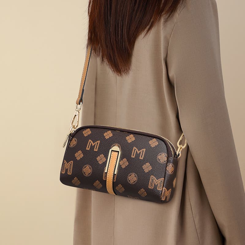 Bolsa para celular feminina outono inverno novo estilo Cross-body bolsa feminina All-match bolsa mãe de meia-idade luz L