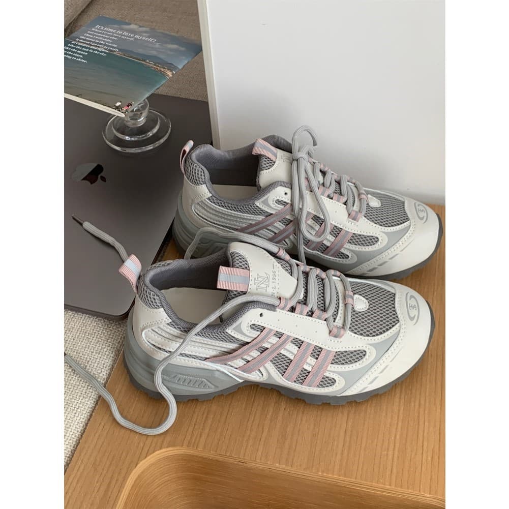 Outono venda quente respirável Retro caminhadas sapatos femininos All-match malha de sola grossa sapatos esportivos casu