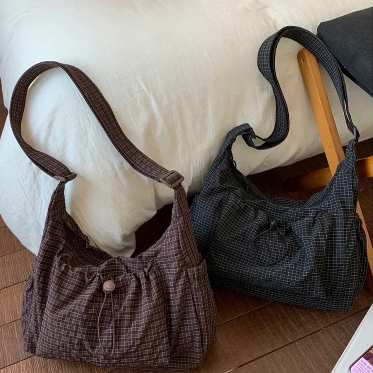 Bolsa de Lona Xadrez Simples Japonesa, Grande Capacidade, Novo Estilo Outono Inverno 2025, Bolsa Casual de Ombro/Tiracol