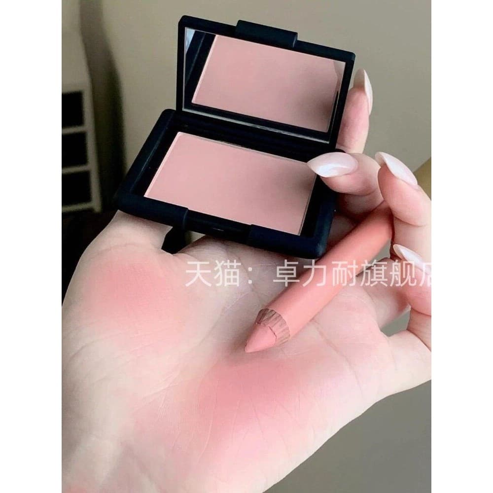 Tin pequeno blush ~ névoa macia blush 2026 novo estilo de venda quente multifuncional de duas cores preguiçoso brilho de