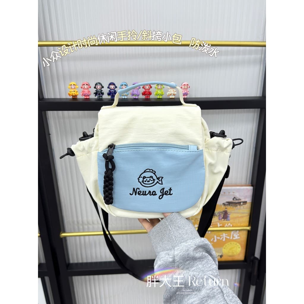 Estilo japonês ins nicho Design bolsa feminina estudantes universitários Outing Commuter bolsa de ombro bonito bordado s