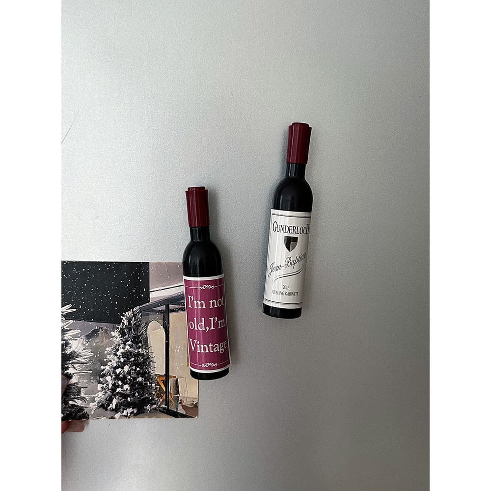 Criativo vinho saca-rolhas geladeira adesivo forma de vinho saca-rolhas cerveja multifuncional chave de fenda