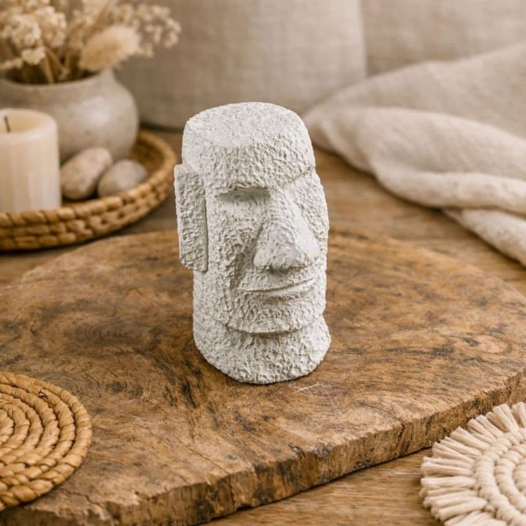 Objeto decorativo em concreto artesanal Moai
