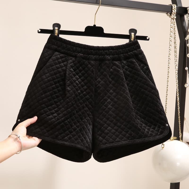Shorts de veludo dourado preto feminino inverno exterior Wear 2025 outono inverno novo estilo venda quente moda Bottomin