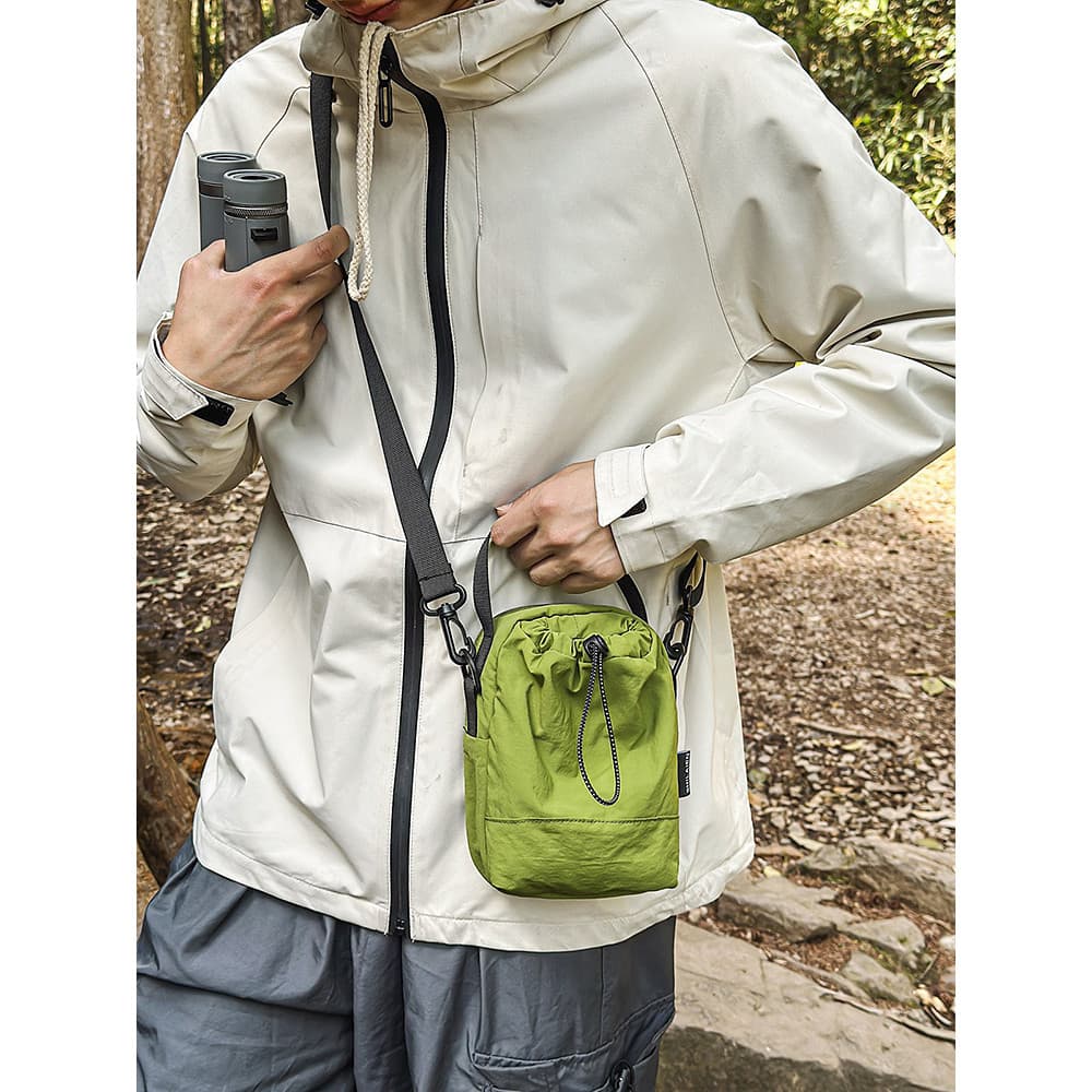 Verão novo estilo ins leve à prova dwaterproof água saco do mensageiro esportes ao ar livre caminhadas copo de água saco