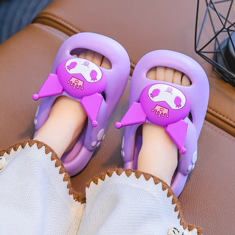 Kuromi chinelos infantis verão meninas princesa banho interno mudo antiderrapante crianças Sanrio pai-filho areia