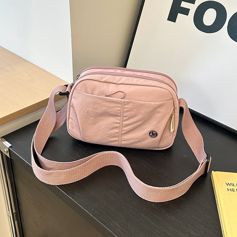 Bolsa de ombro pequena leve feminina novo estilo elegante requintado All-Match Horizontal de um ombro bolsa pequena viag