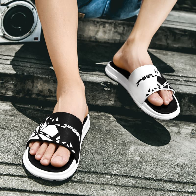 Chinelos de uso ao ar livre masculino casa verão na moda versão coreana na moda meninos Flip-Flops sandálias ao ar livre