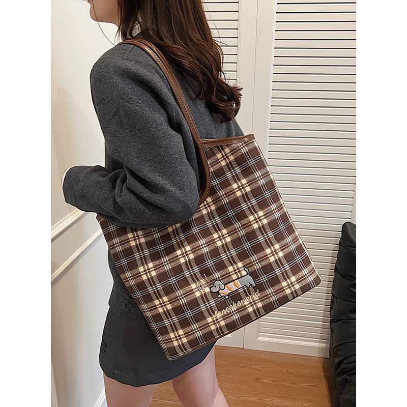 Estilo Preppy grande capacidade axilas saco feminino 2024 novo estilo bonito Dachshund bolsa de ombro All-Match Commuter