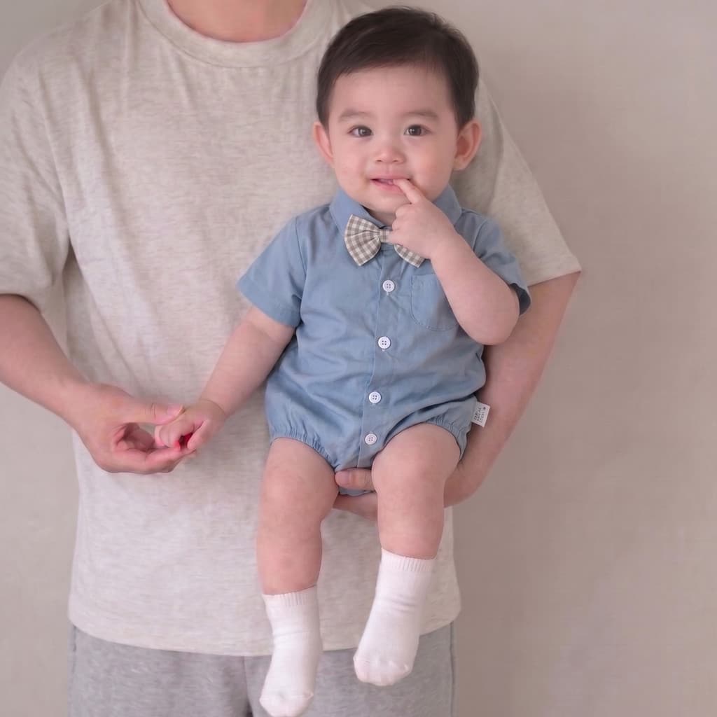 2026 bebê menino bonito cavalheiro roupas verão novos produtos bebê macacão de uma peça roupas de passeio de um ano