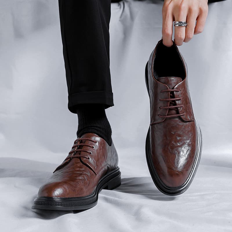 Sapatos de couro masculino couro genuíno negócios Formal Wear masculino All-Match aumentando sapatos casuais noivo casam