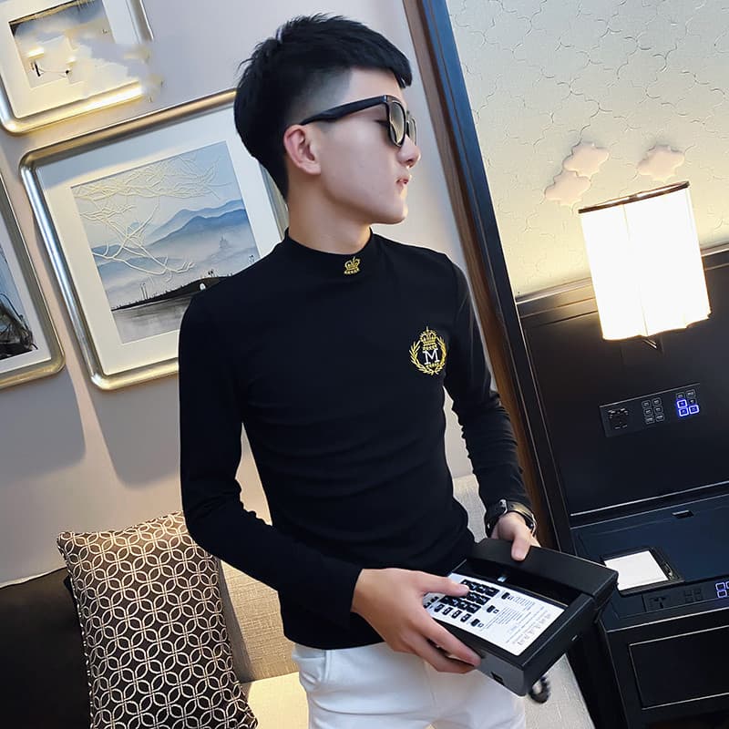 Camiseta de manga comprida masculina 2021 outono novo estilo bordado meia gola alta magro ajuste camisa de fundo masculi