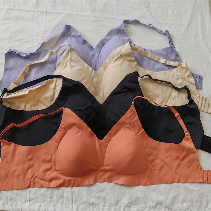 D41-02 feminino sem fio de uma peça sem costura sutiã roupa interior sutiã casa dormir menina tamanho grande confortável