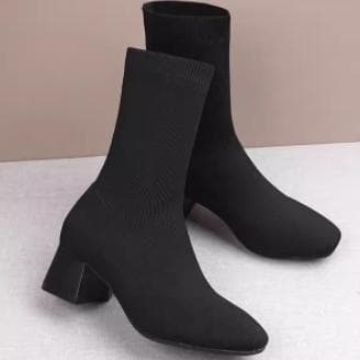 Meias pretas botas Flyknit botas curtas femininas dedo do pé quadrado tubo médio 2024 outono inverno novo estilo botas f