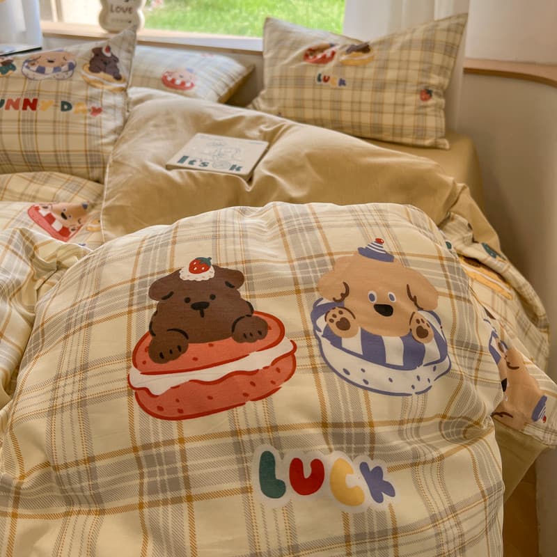 Conjunto de quatro peças de desenho animado algodão puro 2024 novo estilo cama colcha capa dormitório estudante universi