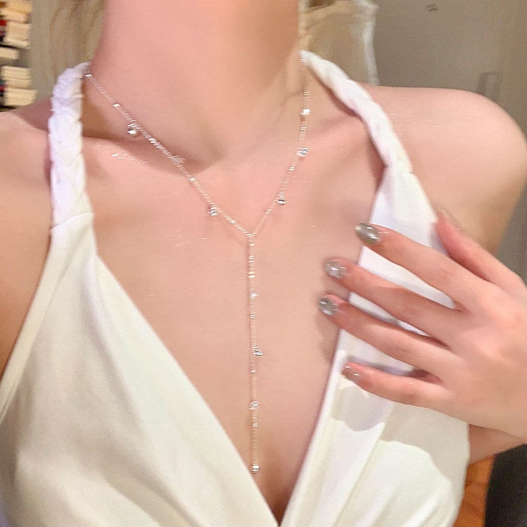 colar Necklace Super piscando zircão Gypsophila borla colar feminino luz luxo nicho High-End clavícula corrente colar ac