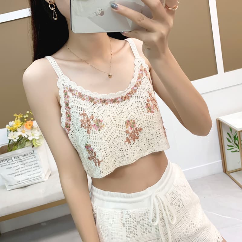 2026 verão novo estilo doce fresco bordado colete feminino curto exterior topo com saia reduzindo a idade estilingue bor
