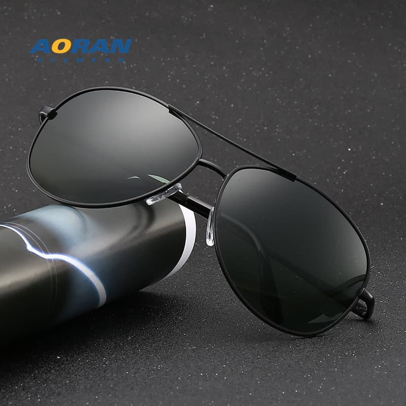 Novo estilo polarizado óculos de sol masculino Metal óculos de sol Retro condução óculos sapo A103