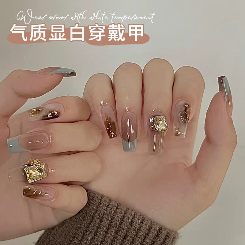 Usando unhas amarelo preto couro nicho branco médio longo artesanal prego remendo High-End Manicure terminou prego remen